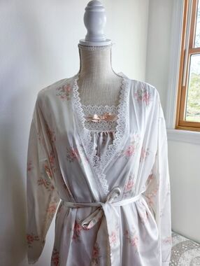 Vintage Barbizon Satin Nightgown & Robe Set Cottagecore Coquette
